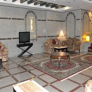 refaaf-al-azizia.mecca-hotels.info/